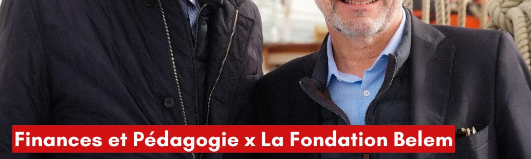 deux hommes souriants